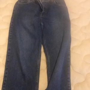 Women’s size 10 Levi’s inseam 29